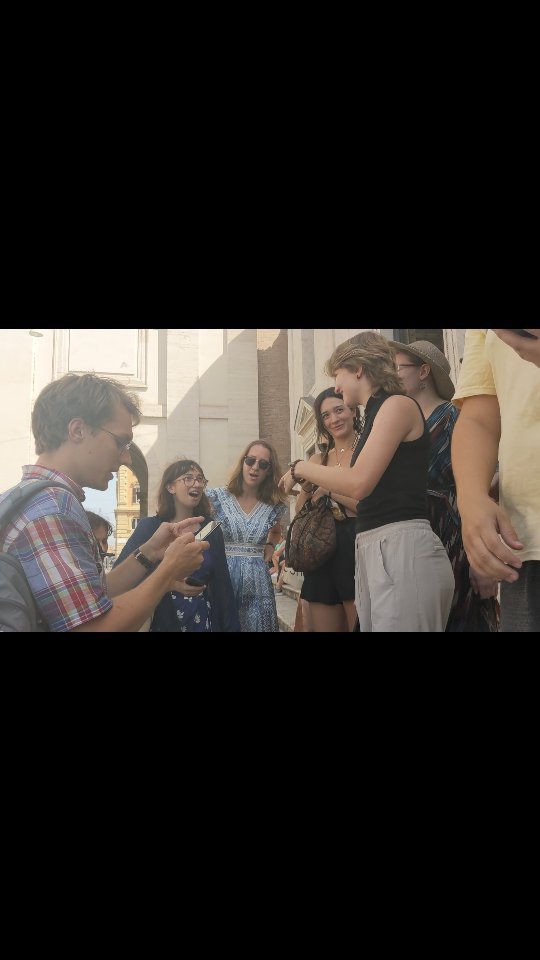 And then this happened.  The students decided to sing Sicut Cervus in front of Santa Maria del Popolo.  The basses needed just a little more prep, but they all sounded great.  Thanks to these students for being so unique, amazing, and fun! Special thanks to Whitney B for making this happen and leading!#romeinstituteofliberalarts #rome #sicutcervus #sjc #santamariadelpopolo #sicutcervussjcflashmob #music #bassesofinstagram #sjc #utaustin #SMC
